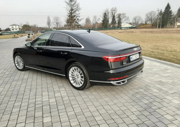 Audi A8 cena 450000 przebieg: 40000, rok produkcji 2020 z Błonie małe 22